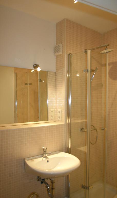 Apartment Koenigstrasse Bad Bergzabern Chambre photo